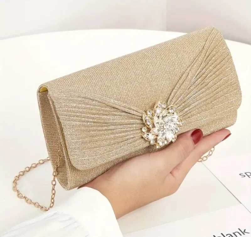 Златиста чантичка бижу