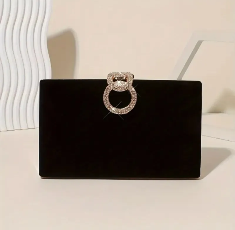 Дамска официална чанта в черно и златисто