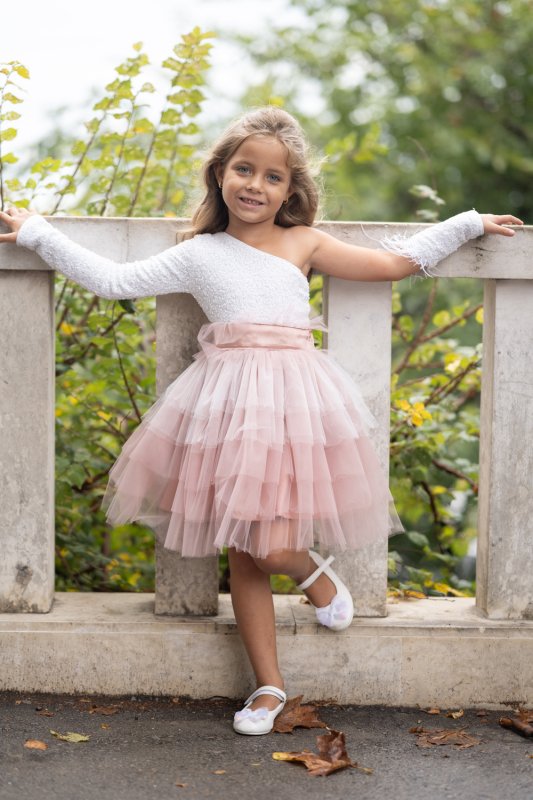 Детска рокля с тюл в бяло и розово на волани