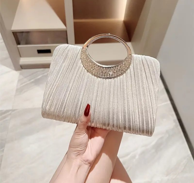 Елегантна вечерна чанта в златисто и сребристо