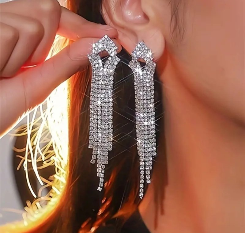 Сребристи обеци