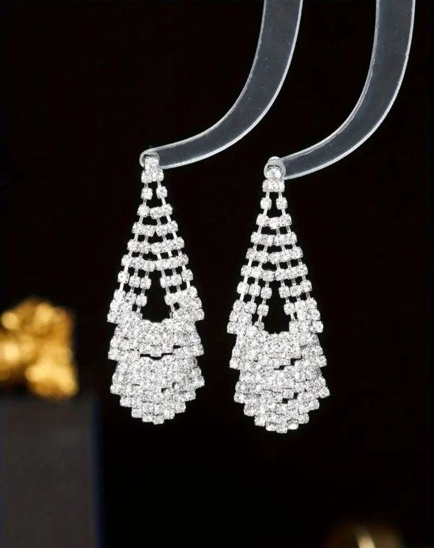 Обеци в сребристо 