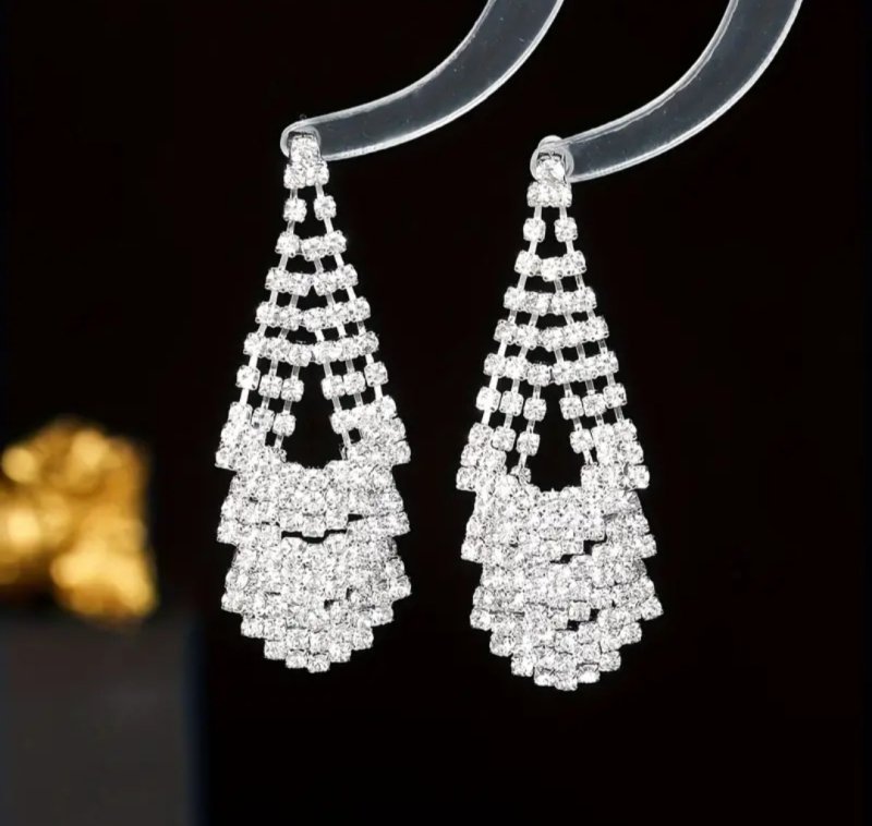 Обеци в сребристо 