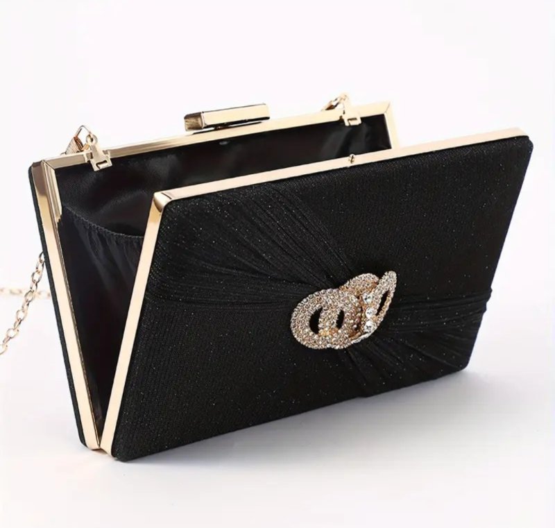 Вечерна клъч чанта в черно