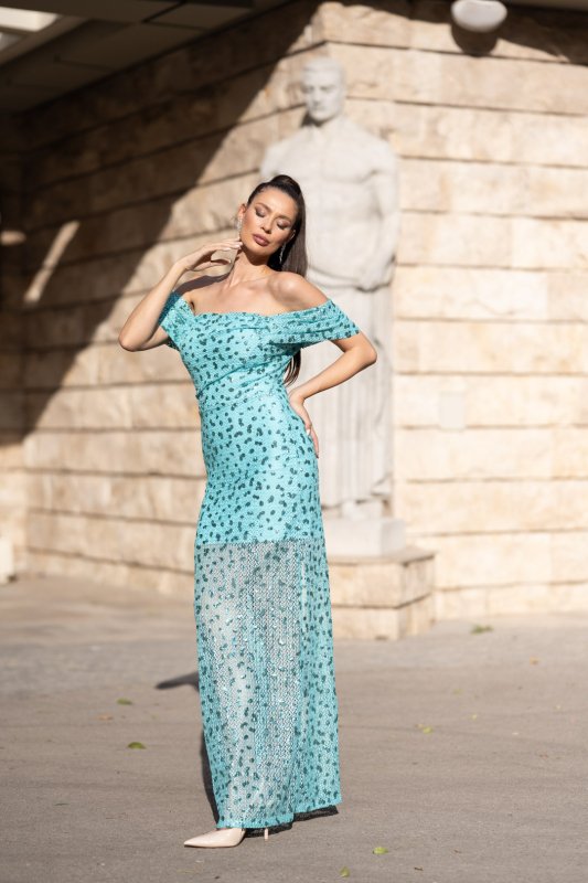 Дълга тюркоазена рокля с цепка 